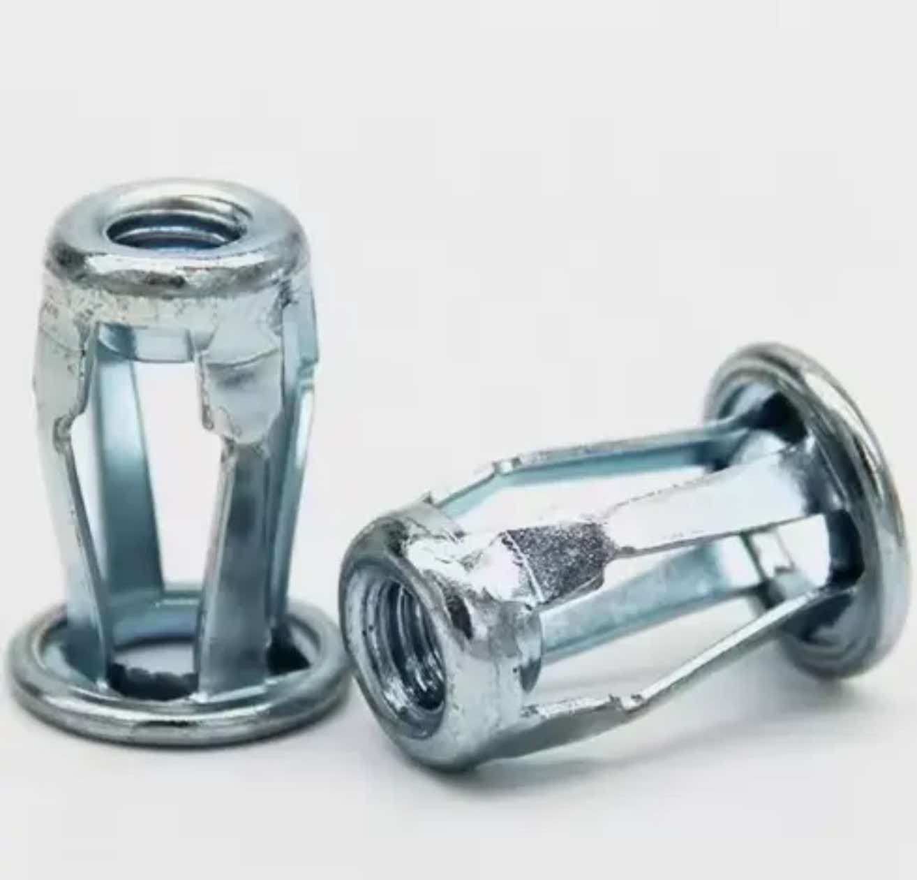 Clinch lantern rivet nut