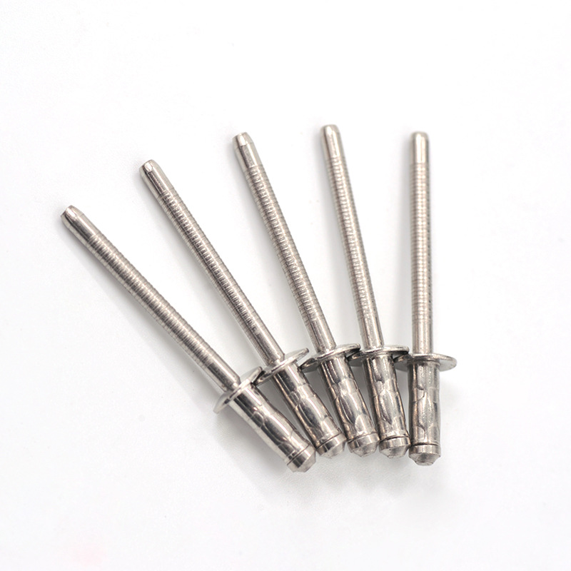 Blind rivet